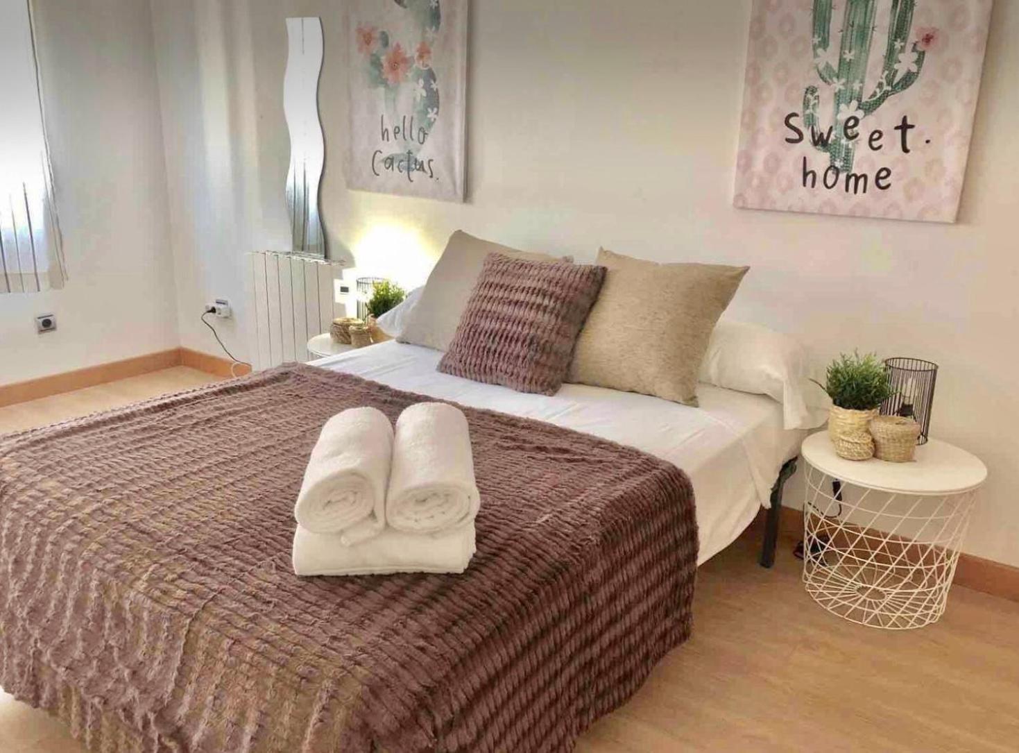 Apartamento Ana Isabel Saragozza Esterno foto